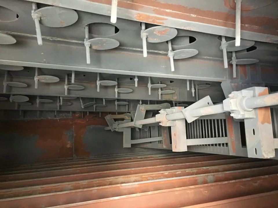 Rapping shafts and insulator housings on the precipitator roof
